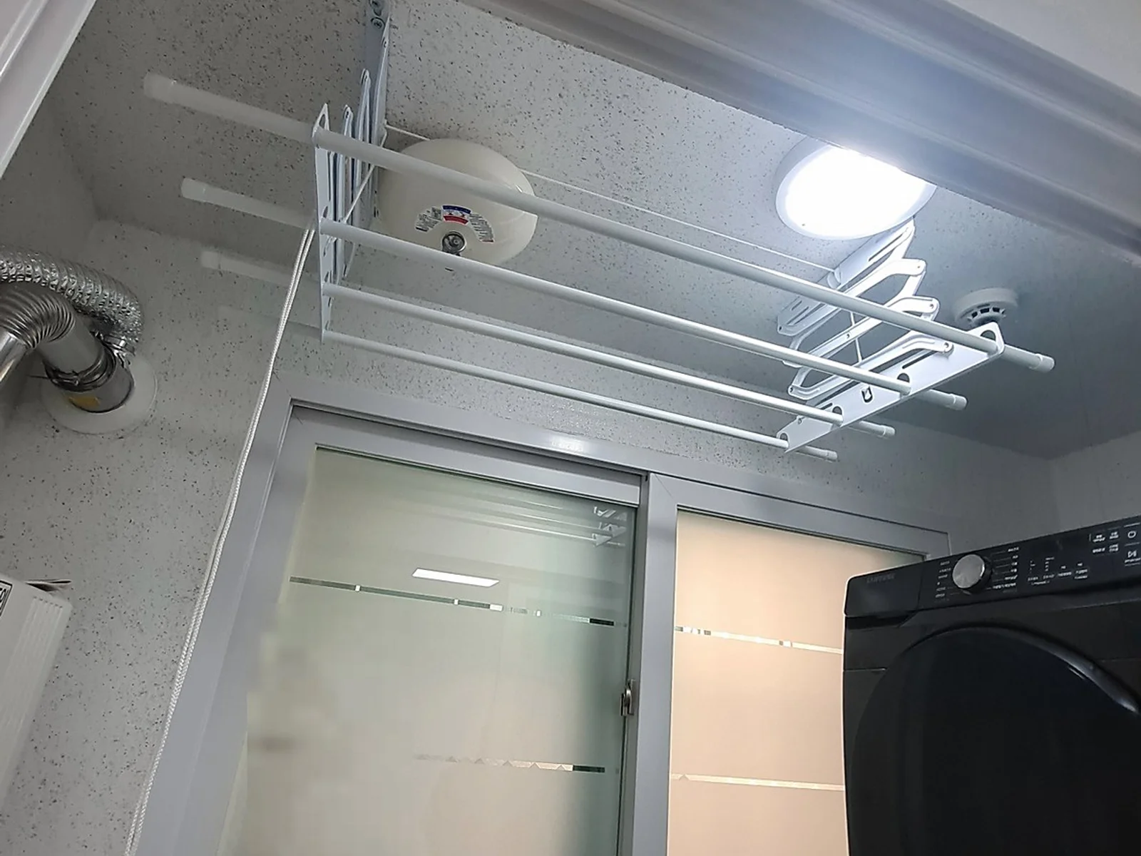 관악구 천장형 빨래건조대 설치 세탁실 천장에 40분 시공 후